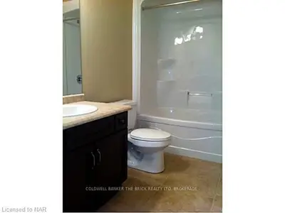 9440 EAGLE RIDGE Drive 29, Niagara Falls, ON L2H 0G6