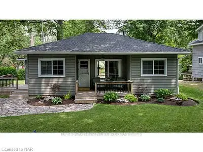 10592 LAKESHORE Road, Port Colborne, ON L3K 5V3