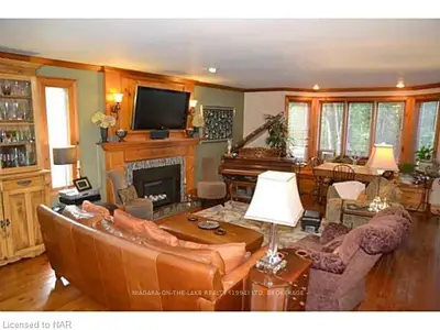 28 JOHNSON Street, Niagara-on-the-Lake, ON L0S 1J0