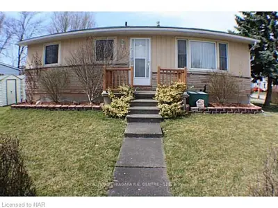 180 IDYLEWYDLE Street, Fort Erie, ON L2A 2L7