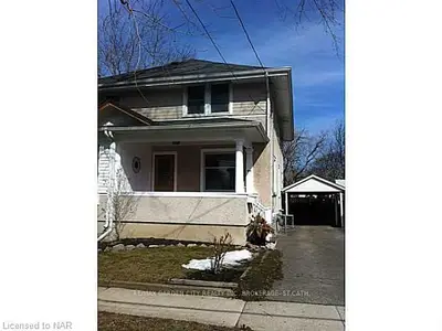 41 1/2 OTTAWA Street, St. Catharines, ON L2R 1Z2