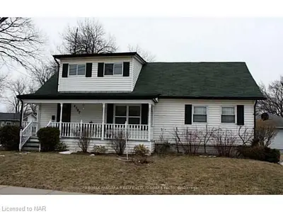 4102 WELLAND. Street, Niagara Falls, ON L2G 6K1