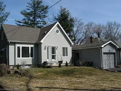 31 COLLEGE Street, Pelham, ON L0S 1E0