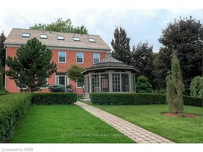 358 Gate Street, Niagara-on-the-lake, On L0s 1j0