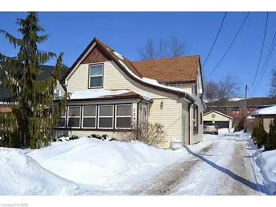 136 BELL Street, Port Colborne, ON L3K 1N0
