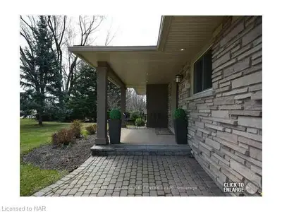 10 MELROSE Drive, Niagara-on-the-Lake, ON L0S 1J0