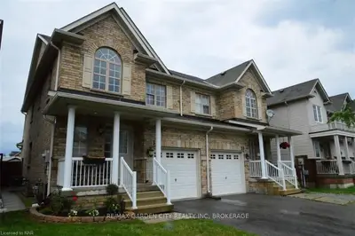 34 Haynes Court, Niagara-on-the-lake, On L0s 1j0
