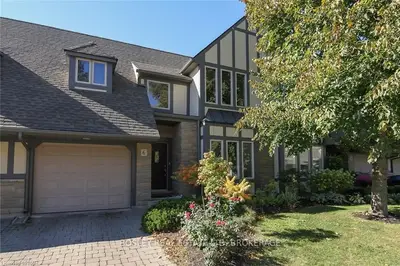 575 SIMCOE Street 6, Niagara-on-the-Lake, ON L0S 1J0