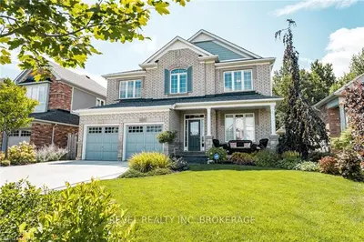 8827 Kudlac Street, Niagara Falls, On L2h 0c5