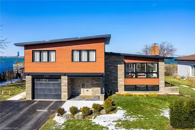 8188 SARAH Street, Niagara Falls, ON L2G 6T5