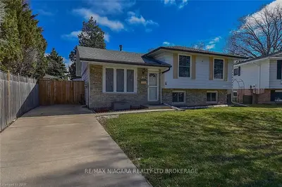 5 ELAINE Court, St. Catharines, ON L2N 6S1