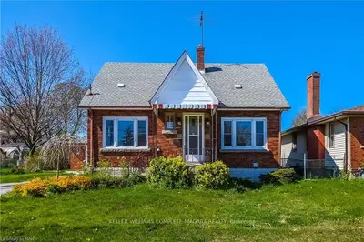 6617 BARKER Street, Niagara Falls, ON L2G 1Y9