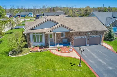 3921 CHRISTINA Court, Fort Erie, ON L0S 1N0