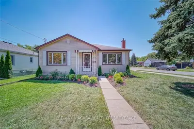 6962 Margaret Street, Niagara Falls, ON L2G 2V9