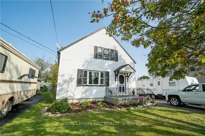 1031 STEELE Street, Port Colborne, ON L3K 5A3