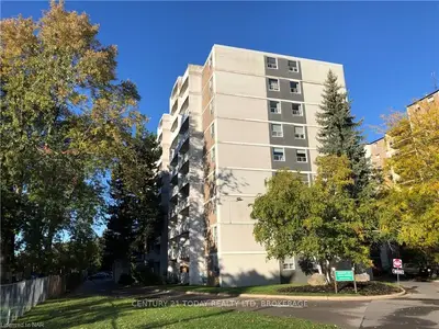 359 GENEVA Street 206, St. Catharines, ON L2N 2G5