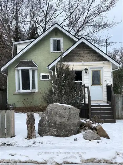 5393 MENZIE Street, Niagara Falls, ON L2E 2V7
