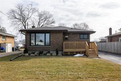 7402 DORCHESTER Road, Niagara Falls, ON L2G 5W1