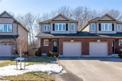 8847 Silverstar Court, Niagara Falls, ON L2H 0B8