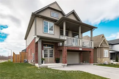 6075 Pauline Drive, Niagara Falls, ON L2H 0H9