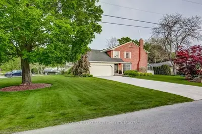 406 VICTORIA Street, Niagara-on-the-Lake, ON L0S 1J0