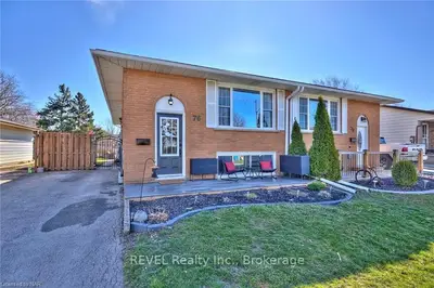 76 Aquador Drive, Welland, ON L3C 6B6