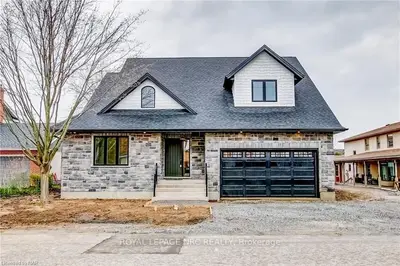 725 KING STREET Street, Niagara-on-the-Lake, ON L0S 1J0