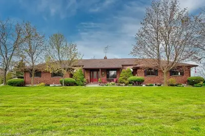 1677 STEVENSVILLE Road, Fort Erie, ON L0S 1S0