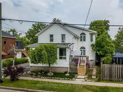57 DELHI Street, Port Colborne, ON L3K 3K7