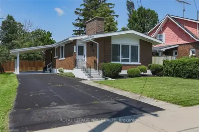 232 HIGH Street, Fort Erie, ON L2A 3R3