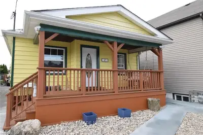 27 WILSON Street, St. Catharines, ON L2R 5Z9