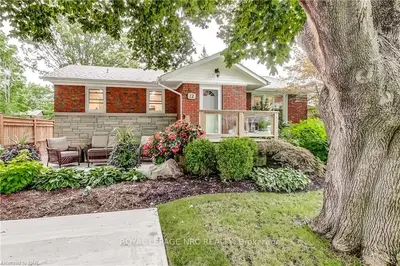 12 DIXIE Avenue, Niagara-on-the-Lake, ON L0S 1J0