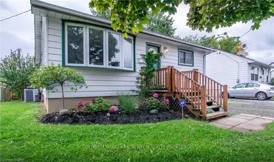 71 PLYMOUTH Avenue, St. Catharines, ON L2R 2Y5