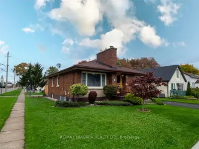 125 VICTORIA Street, Port Colborne, ON L3K 2Y5