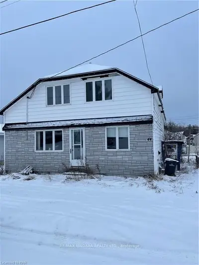 44 QUEEN Street, Kirkland Lake, ON P2N 2R1