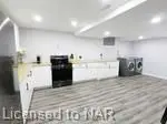 8320 Feren Drive, Niagara Falls, On L2h 3m9