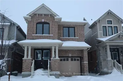 8104 BLUE ASH LANE Lane, Niagara Falls, ON L2H 2Y6