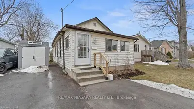 25 LILLIAN Place, Fort Erie, ON L2A 5M3