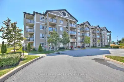 330 PRINCE CHARLES DRIVE SOUTH Drive 1305, Welland, ON L3C 7B3