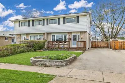 57 SAINT ANDREWS Avenue, Welland, ON L3B 1E3