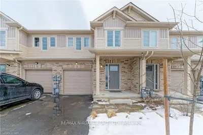 7945 Oldfield Road 12, Niagara Falls, ON L2G 3J8