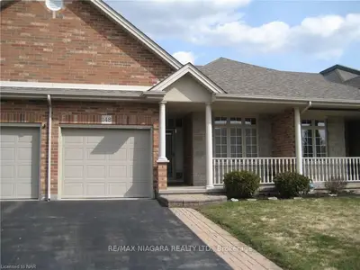 148 WILLOWLANDING Court, Welland, ON L3C 7L8