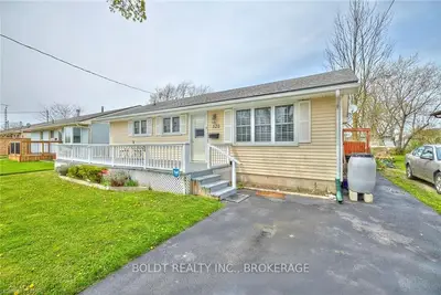 320 DUFFERIN Street, Fort Erie, ON L2A 2T9