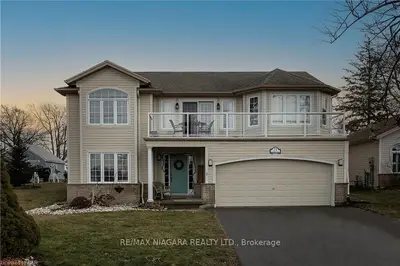21 Bayview Lane, Port Colborne, On L3k 6a9