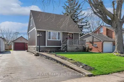 158 ROSEMOUNT Avenue, Port Colborne, ON L3K 5R3