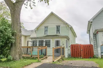 15 SPENCER Street, Welland, ON L3B 3W1
