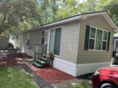 8845 LUNDY'S Lane 243, Niagara Falls, ON L2H 1H5