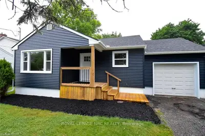 3930 VICTORIA Avenue, Lincoln, ON L0R 2C0
