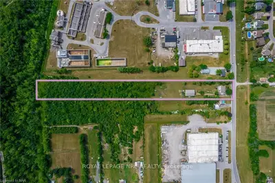 981 ELM ST Street, Port Colborne, ON L3K 4R8