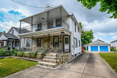 111 McAlpine Avenue S, Welland, ON L3B 1T7